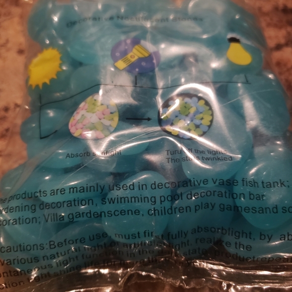 Bag of Bioluminescent Blue Stones - Picture 2 of 7